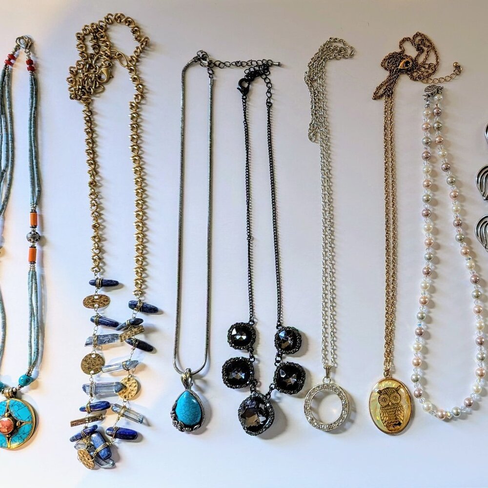 10 Fashion Necklaces No Duplicates LIKE NEW